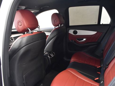 Used 2022 Mercedes-Benz GLC 300 4MATIC w/ AMG Line image 18