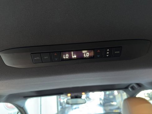 Used 2021 Toyota Sienna XSE image 30