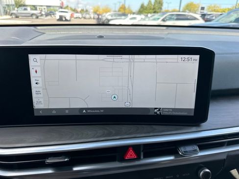 New 2025 Kia Sorento SX Prestige w/ Olive Brown Leather Package image 37