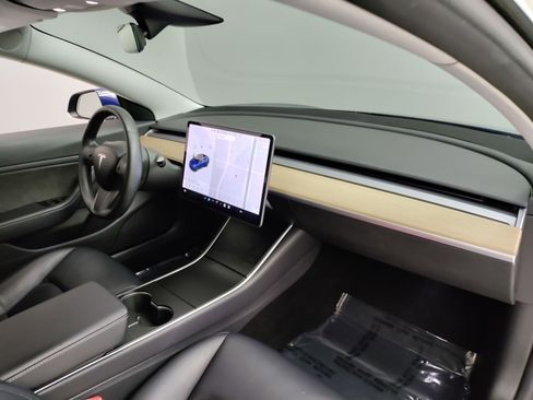 Used 2018 Tesla Model 3 Long Range image 30