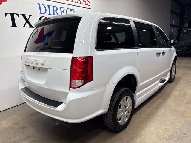 Used 2019 Dodge Grand Caravan SE FWD image 8