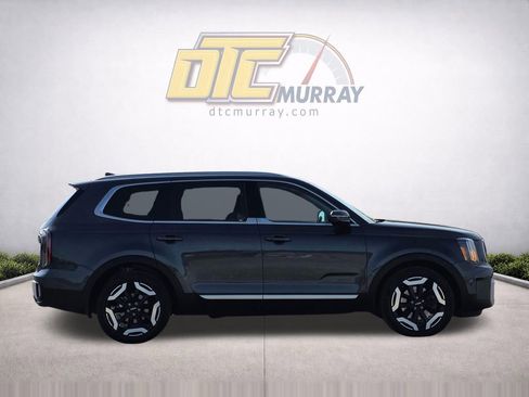 Used 2024 Kia Telluride EX FWD image 4