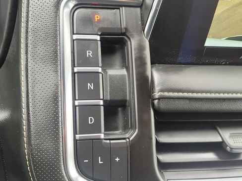 Used 2023 Chevrolet Tahoe Premier image 28