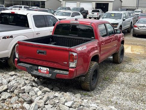 Used 2021 Toyota Tacoma TRD Sport AWD/4WD image 4