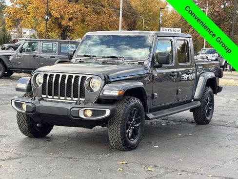 Used 2021 Jeep Gladiator Sport image 27