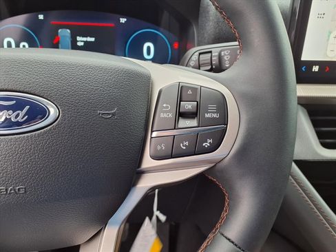 New 2026 Ford Explorer Active w/ Active Comfort Package image 15