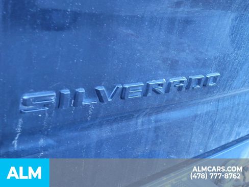 Used 2021 Chevrolet Silverado 1500 LT Trail Boss w/ LT Trail Boss Premium Package image 11