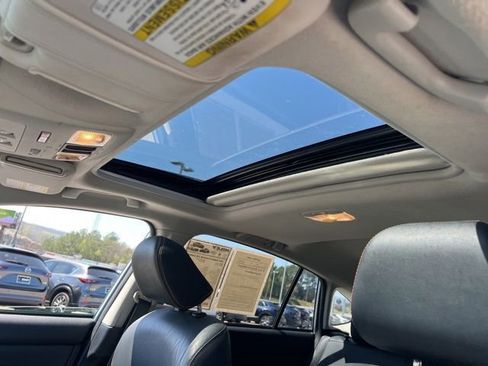 Used 2017 Subaru Crosstrek 2.0i Limited AWD/4WD image 25