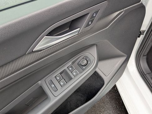 Used 2024 Volkswagen Golf R image 15