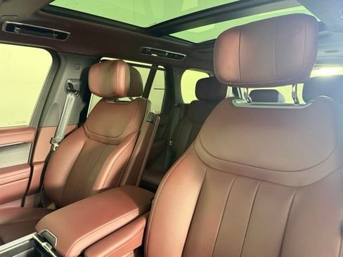 Used 2025 Land Rover Range Rover Autobiography AWD/4WD image 6