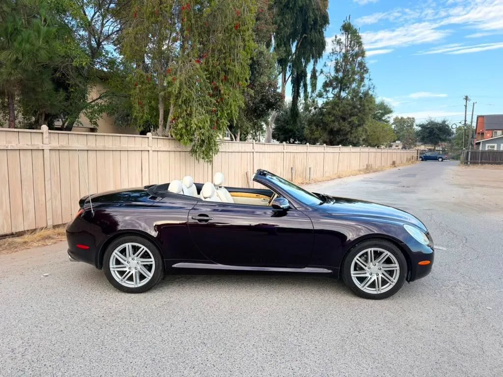 Used 2002 Lexus SC 430 Convertible RWD image 4