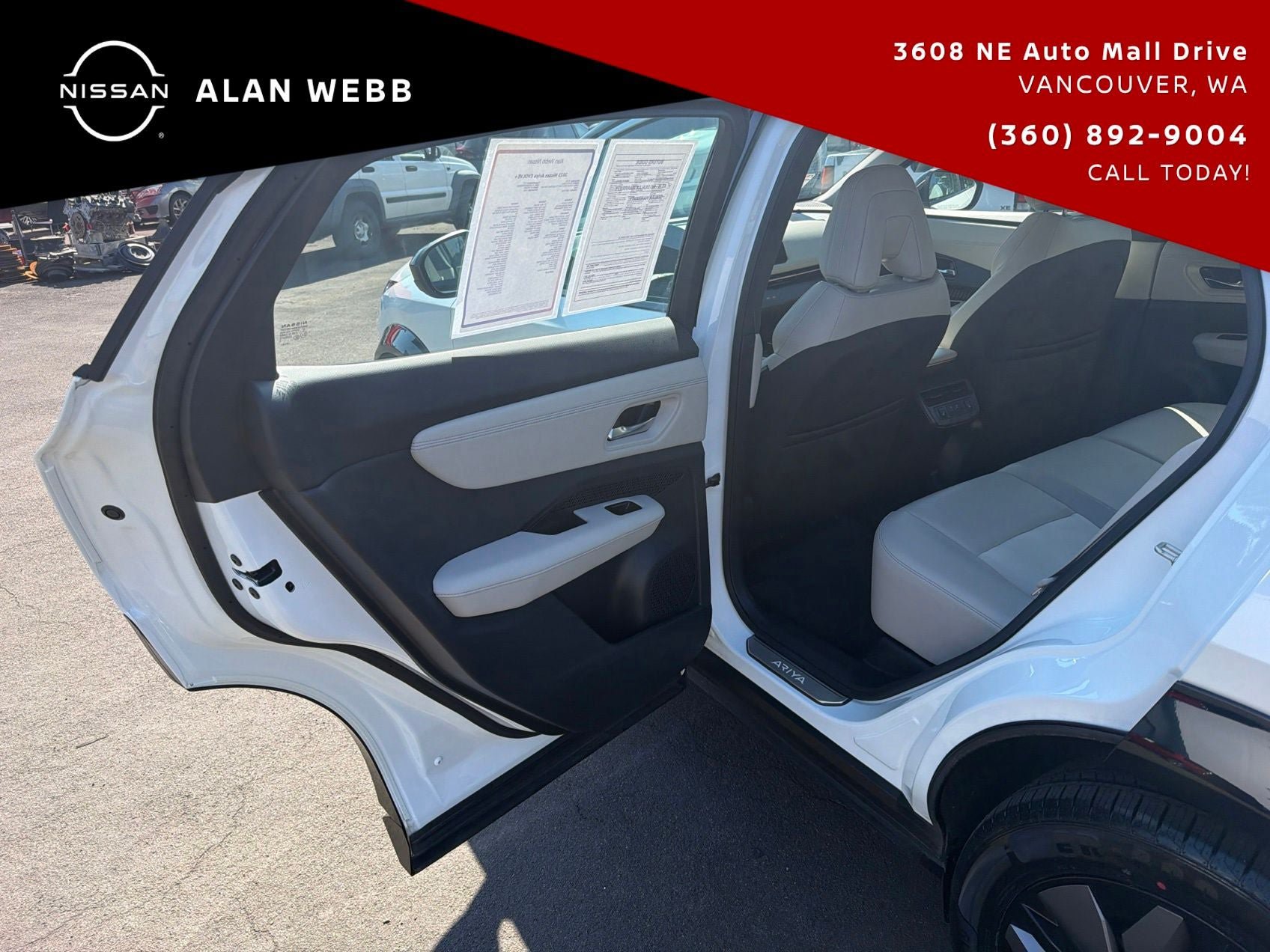 Used 2023 Nissan Ariya FWD image 27