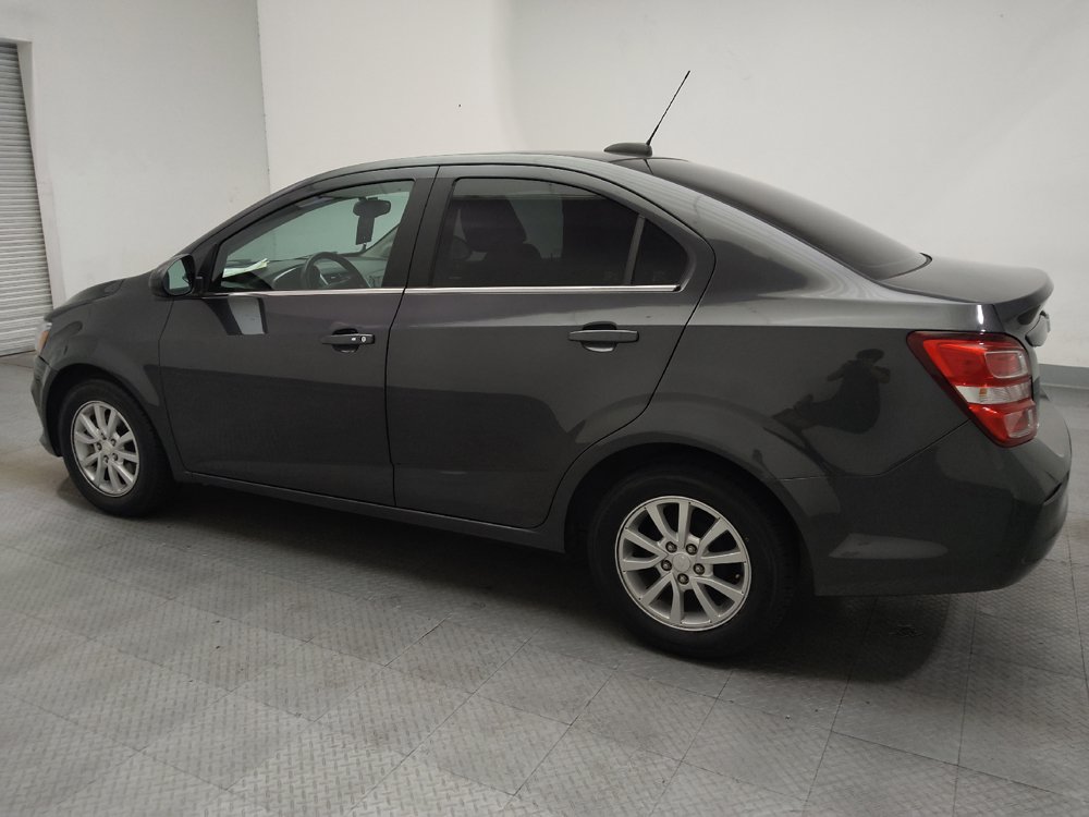 Used 2019 Chevrolet Sonic LT w/ Convenience Package FWD image 3
