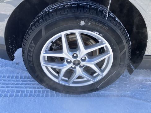 Used 2024 Ford Edge SEL w/ Convenience Package image 18