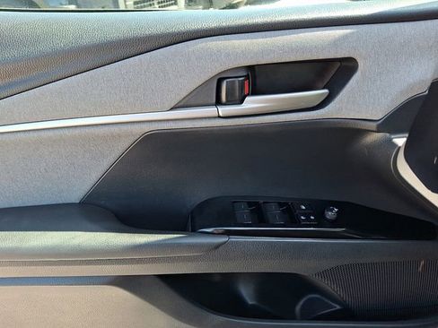 Certified 2025 Toyota Camry SE AWD/4WD image 12