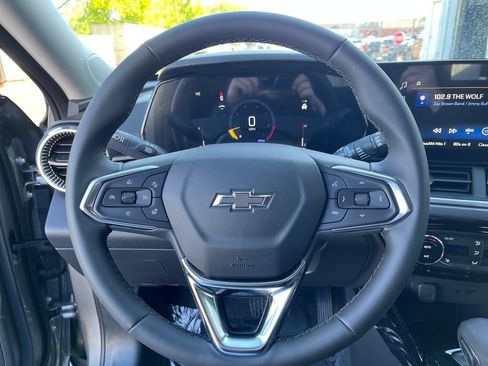 New 2026 Chevrolet Trax ACTIV w/ Driver Confidence Package FWD image 14