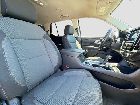 Used 2020 Chevrolet Traverse LS FWD image 19