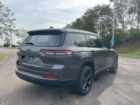 New 2025 Jeep Grand Cherokee L Limited w/ Black Appearance Package image 3