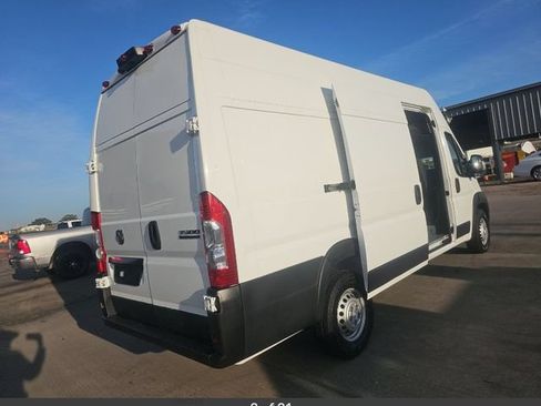 Used 2025 RAM ProMaster 3500 w/ Convenience Group FWD image 2