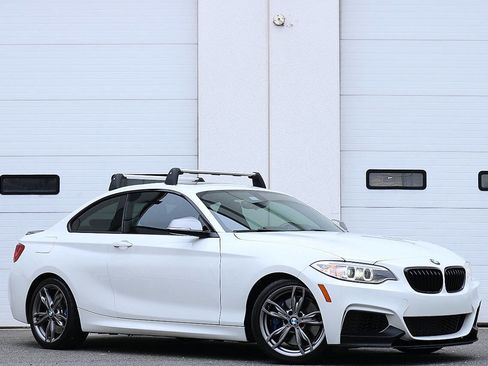 Used 2015 BMW M235i Coupe image 1