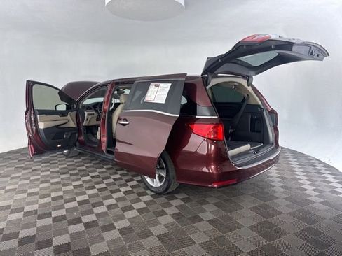 Used 2019 Honda Odyssey EX-L image 18