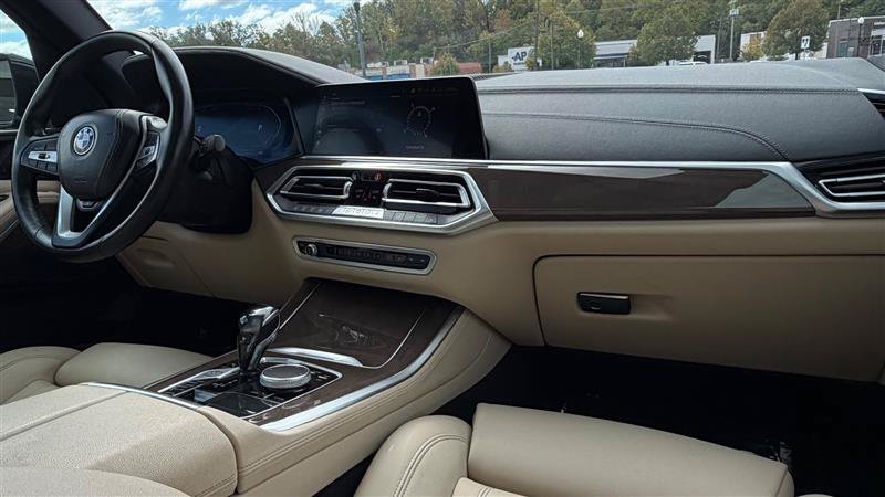Used 2020 BMW X5 xDrive40i w/ Convenience Package AWD/4WD image 39