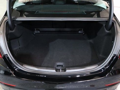 Used 2025 Mercedes-Benz C 300 4MATIC Sedan image 27