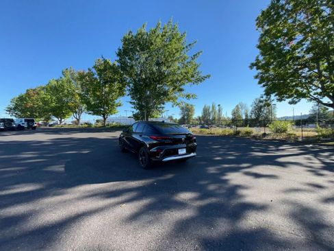 Used 2025 Buick Envista Sport Touring image 17