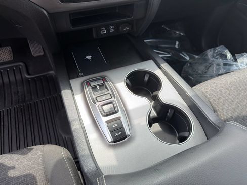 Used 2024 Honda Ridgeline Sport image 23