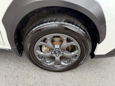 Used 2022 Subaru Crosstrek 2.5i Sport w/ Moonroof Package image 44