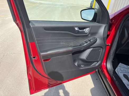 New 2025 Ford Escape ST-Line w/ Tech Pack #1 image 10