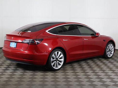 Used 2018 Tesla Model 3 Long Range image 10
