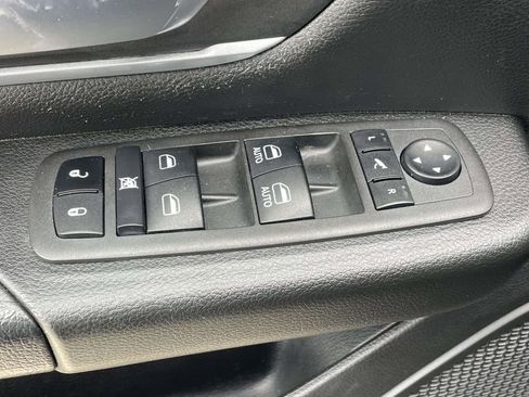 Used 2022 RAM 1500 Big Horn AWD/4WD image 17