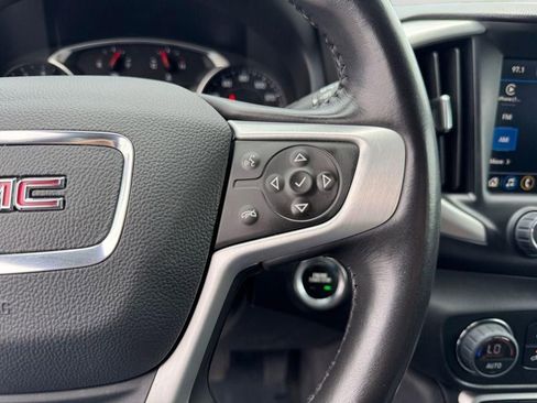 Used 2022 GMC Terrain SLT w/ Elevation Edition image 20