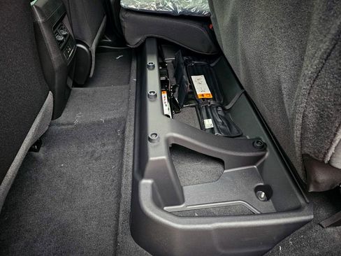 New 2026 GMC Canyon Elevation w/ Convenience Package image 29