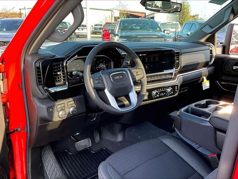 New 2026 GMC Sierra 3500 SLE image 6