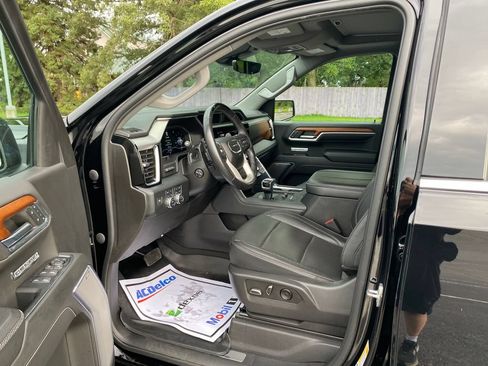 Used 2023 GMC Sierra 1500 Denali AWD/4WD image 22