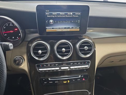 Used 2019 Mercedes-Benz GLC 300 image 20