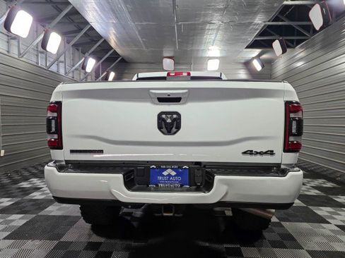 Used 2022 RAM 2500 Big Horn w/ Level C Equiment Group AWD/4WD image 6