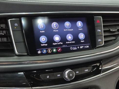 Used 2022 Buick Enclave Essence w/ Sport Touring Edition image 29