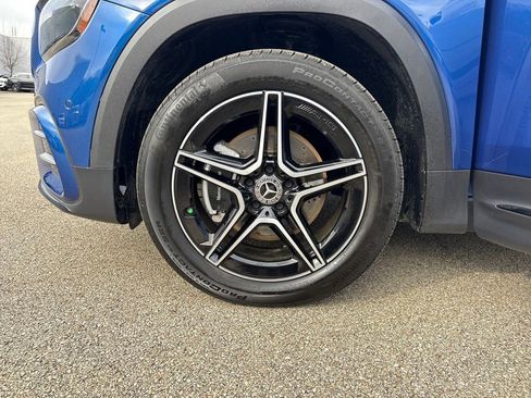 Used 2025 Mercedes-Benz GLB 250 4MATIC image 25