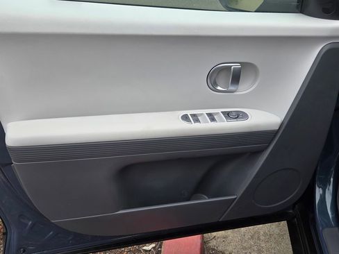 Used 2024 Hyundai Ioniq 5 SEL image 11