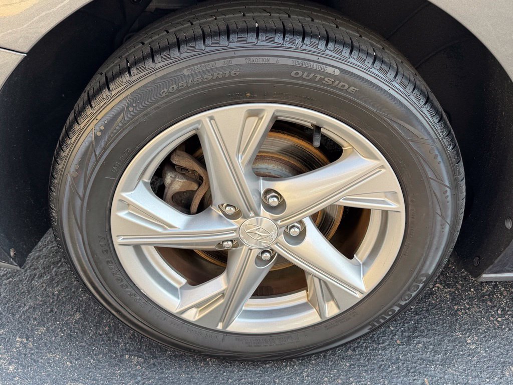 Used 2021 Hyundai Sonata SE FWD image 32