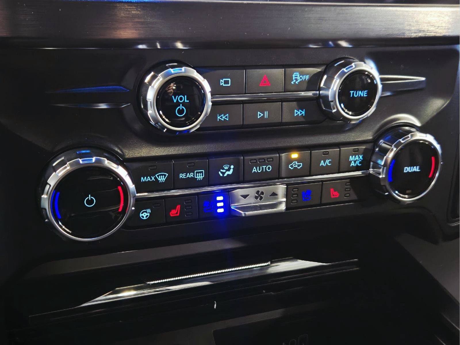 New 2027 Ford F350 Lariat w/ Lariat Premium Package AWD/4WD image 50