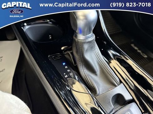 Used 2021 Toyota C-HR XLE FWD image 28