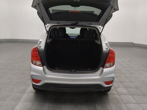 Used 2022 Chevrolet Trax LS w/ Tint and Cruise Package FWD image 29