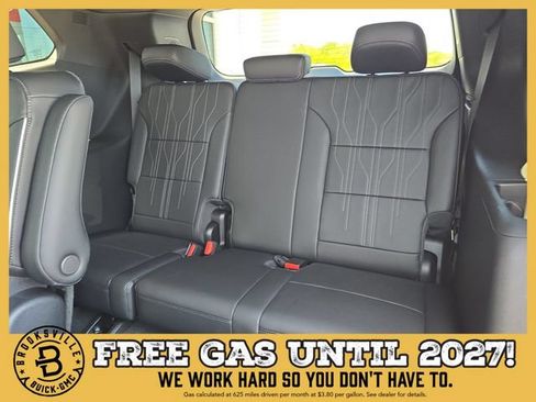 New 2026 Buick Enclave Avenir w/ Super Cruise Package AWD/4WD image 16