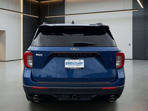 Used 2022 Ford Explorer ST-Line w/ Class IV Trailer Tow Package RWD image 5