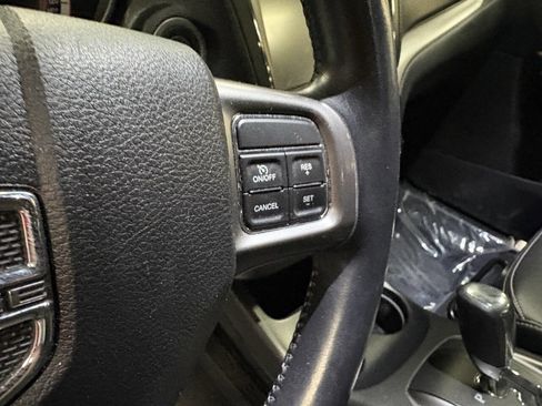 Used 2019 Dodge Journey Crossroad w/ Nav & Sun Group image 51