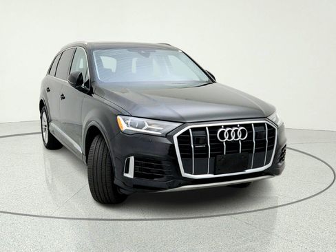 Used 2023 Audi Q7 3.0T Premium Plus w/ Premium Plus Package AWD/4WD image 4